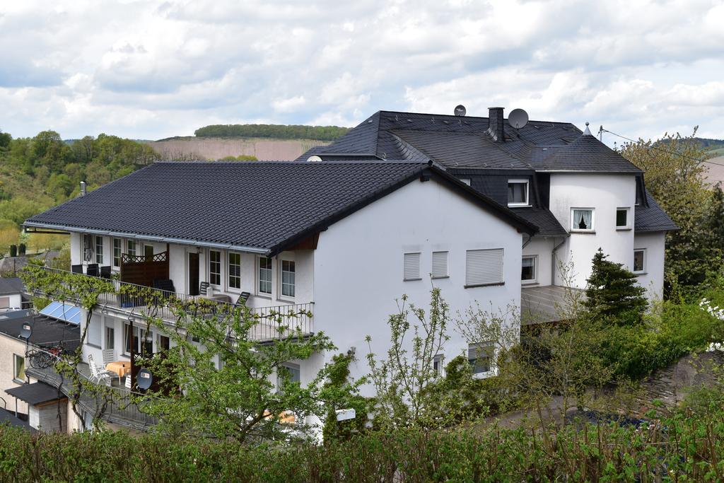Ferienweingut Borens Wiltingen Exterior photo